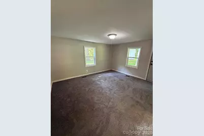 1312 Meadowlane Drive NW, Lenoir, NC 28645 - Photo 8