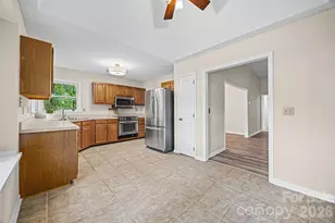 5053 Suwarrow Ct, Tega Cay, SC 29708 - Photo 12