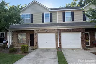 8409 Summerford Dr, Charlotte, NC 28269 - Photo 2