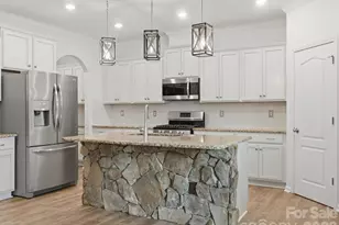 1049 Bannister Rd, Waxhaw, NC 28173 - Photo 16