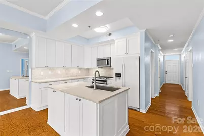 405 W 7th Street, Charlotte, NC 28202 - Photo 20