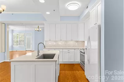 405 W 7th Street, Charlotte, NC 28202 - Photo 18
