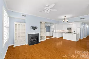 405 W 7th St, Charlotte, NC 28202 - Photo 28