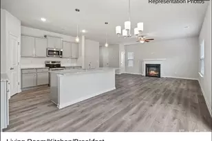 4213 Stoneygreen Ln, Charlotte, NC 28215 - Photo 6