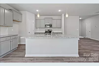 4213 Stoneygreen Lane, Charlotte, NC 28215 - Photo 2