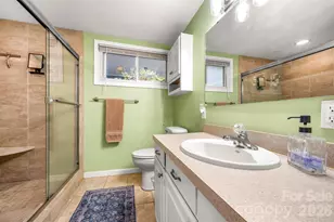 377 Kingswood Dr, Forest City, NC 28043 - Photo 26