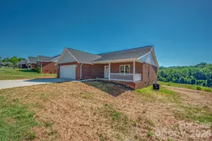 165 Central Pk Cir, Spindale, NC 28160 - Photo 4
