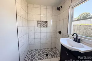 123 E Farmview St, Gastonia, NC 28054 - Photo 12
