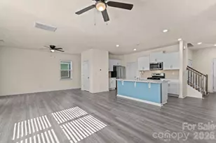 1414 5th Street Dr NE, Hickory, NC 28601 - Photo 4