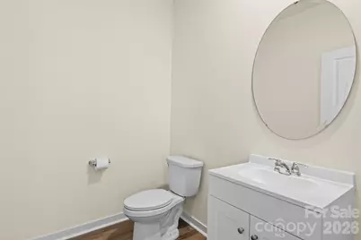 1414 5th Street Drive NE, Hickory, NC 28601 - Photo 8