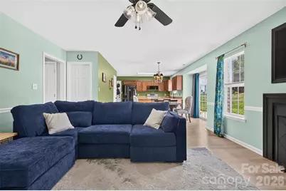 142 Elrosa Road, Mooresville, NC 28115 - Photo 4