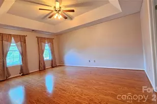 2425 Katherine Kiker Rd, Charlotte, NC 28213 - Photo 14