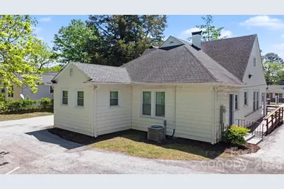 792 John B White Sr Boulevard, Spartanburg, SC 29306 - Photo 24