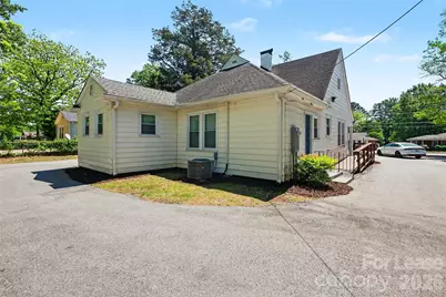 792 John B White Sr Boulevard, Spartanburg, SC 29306 - Photo 22