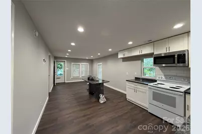 55 S Hildebran Avenue, Newton, NC 28658 - Photo 8