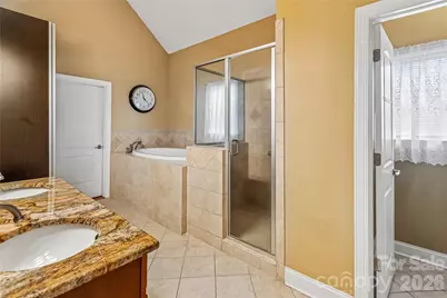 10703 Middle Acres Road, Charlotte, NC 28213 - Photo 14
