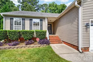 733 Painted Lady Ct, Rock Hill, SC 29732 - Photo 2
