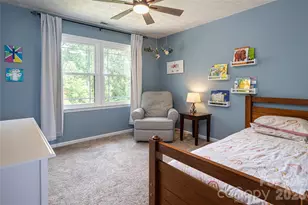 24 Audubon Dr, Asheville, NC 28804 - Photo 18