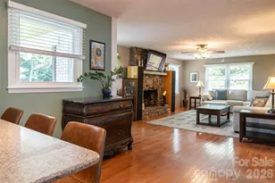 24 Audubon Dr, Asheville, NC 28804 - Photo 6