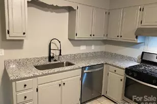 8631 Carmel Rd, Charlotte, NC 28226 - Photo 2
