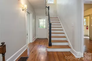 20 Buena Vista Rd, Asheville, NC 28803 - Photo 8