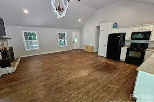 100 Squirrel Ln, Sapphire, NC 28774 - Photo 16