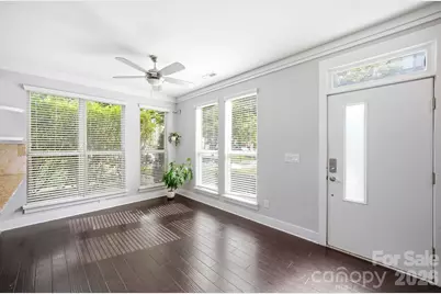 923 Warren Burgess Lane, Charlotte, NC 28205 - Photo 2