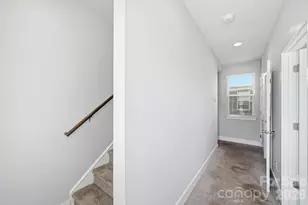 923 Warren Burgess Ln, Charlotte, NC 28205 - Photo 16