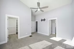 923 Warren Burgess Ln, Charlotte, NC 28205 - Photo 18