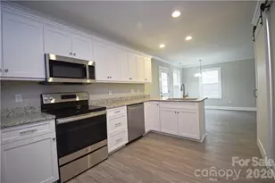 5123 Hanging Rock Ct, Hickory, NC 28601 - Photo 18