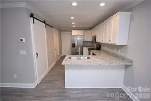 5123 Hanging Rock Ct, Hickory, NC 28601 - Photo 12