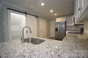 5123 Hanging Rock Ct, Hickory, NC 28601 - Photo 14