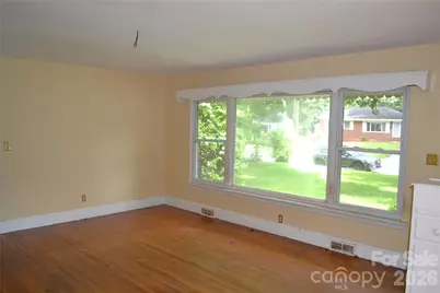 827 Mohigan Street, Charlotte, NC 28205 - Photo 4
