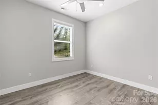 128 Rock Hill Rd, Asheville, NC 28803 - Photo 34