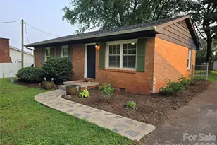 127 Northview-Dorsey St, Rutherfordton, NC 28139 - Photo 2