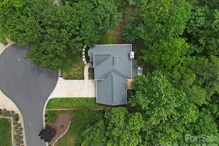 14338 Crown Harbor Dr, Charlotte, NC 28278 - Photo 6