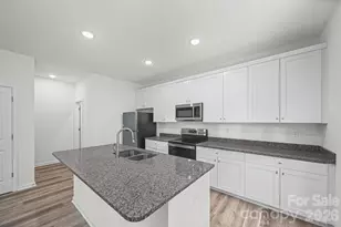 7725 E Lane Dr, Charlotte, NC 28212 - Photo 20