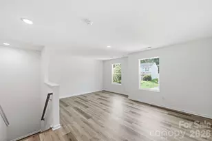 7725 E Lane Dr, Charlotte, NC 28212 - Photo 24