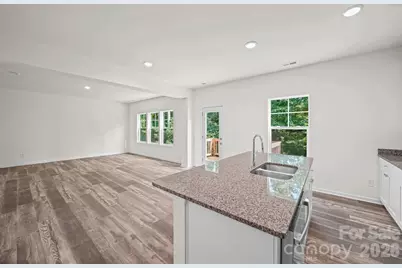7809 E Lane Drive, Charlotte, NC 28212 - Photo 18