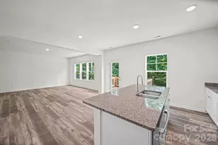 7809 E Lane Dr, Charlotte, NC 28212 - Photo 18