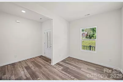7809 E Lane Drive, Charlotte, NC 28212 - Photo 4
