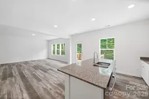 7813 E Lane Dr, Charlotte, NC 28212 - Photo 20
