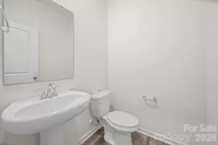 7813 E Lane Dr, Charlotte, NC 28212 - Photo 22