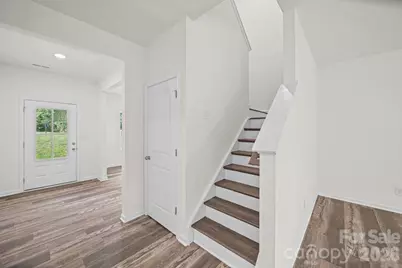 7813 E Lane Drive, Charlotte, NC 28212 - Photo 8