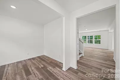 7813 E Lane Drive, Charlotte, NC 28212 - Photo 4