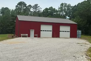 1962 Robin Dr, Lancaster, SC 29720 - Photo 2