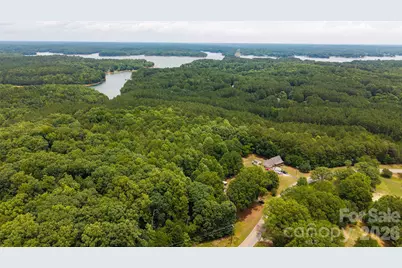 8628 Island Point Road, Sherrills Ford, NC 28673 - Photo 4
