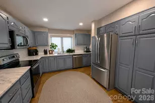 3757 Rock Bridge Dr NE, Conover, NC 28613 - Photo 10