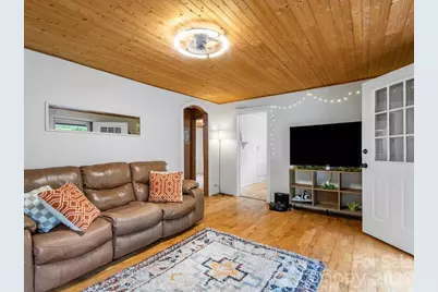 352 Jakes Branch Road, Spruce Pine, NC 28777 - Photo 6