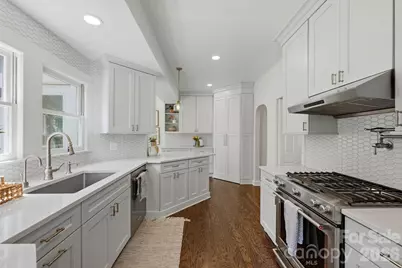 2009 Victorian Place, Charlotte, NC 28203 - Photo 16